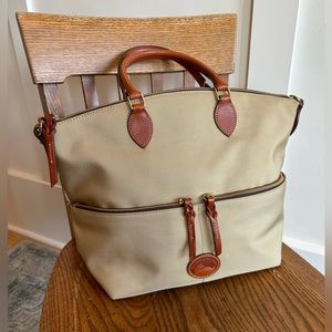 Dooney and Bourke tote